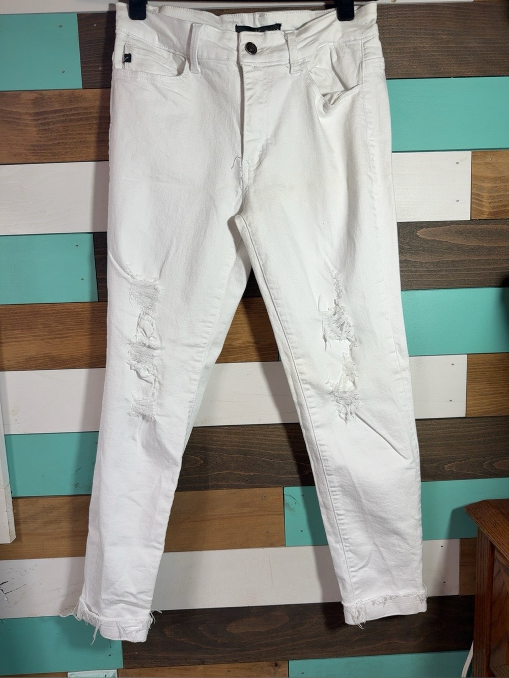 KanCan White Distressed Skinny Jeans